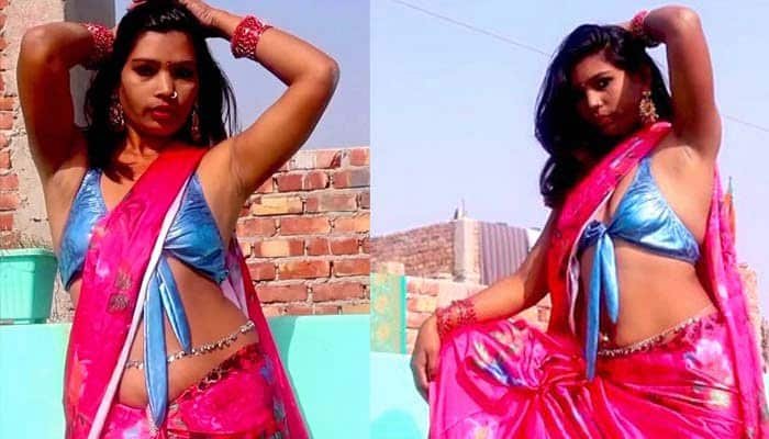 Pinki-Tiwari-aka-Beauty-peep-Teasing-in-Pink-Saree-Photoshoot
